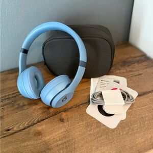 Beats Solo 4 Wireless Headphones